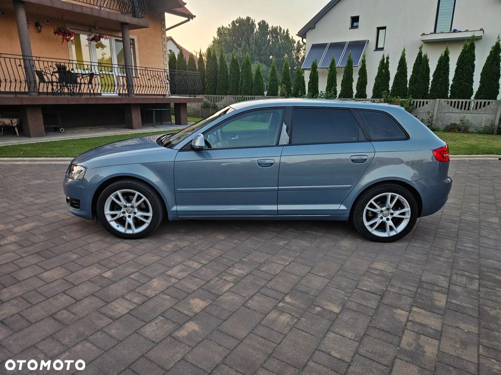 Audi A3 Sportback 2.0 TDI Ambiente - 6