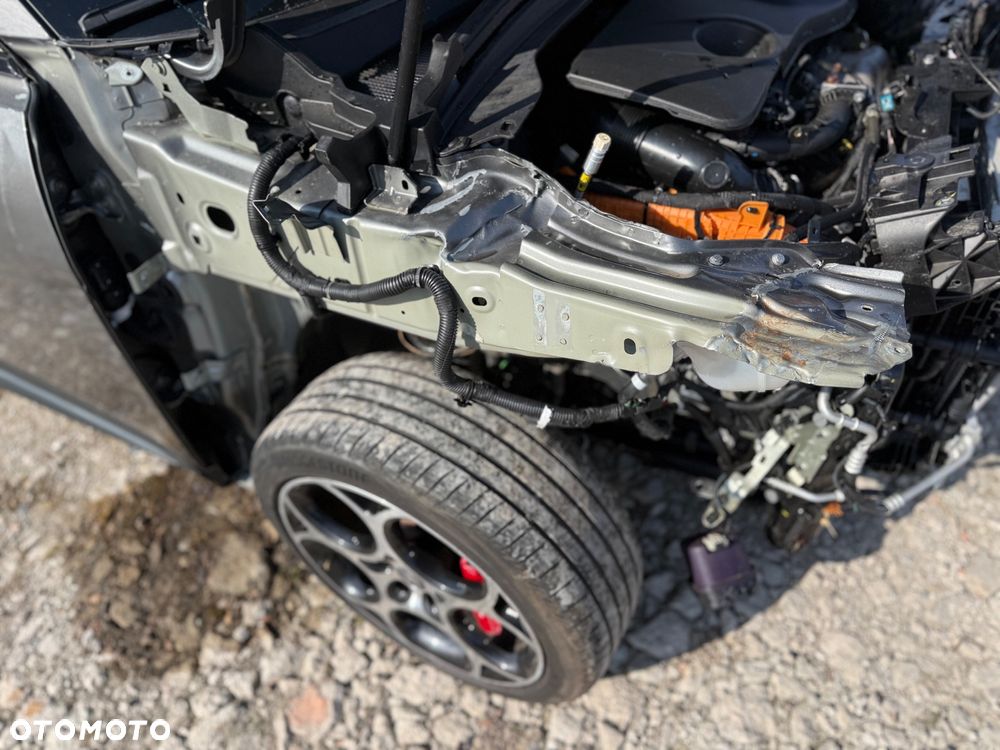 Alfa Romeo Tonale - 10