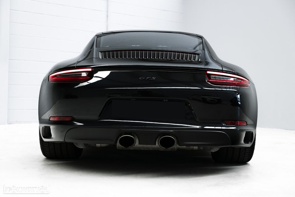 Porsche 911 (991) Carrera 4 GTS - 7