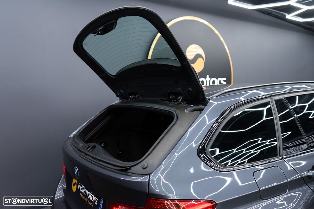 BMW 320 d Touring Auto Pack M - 21