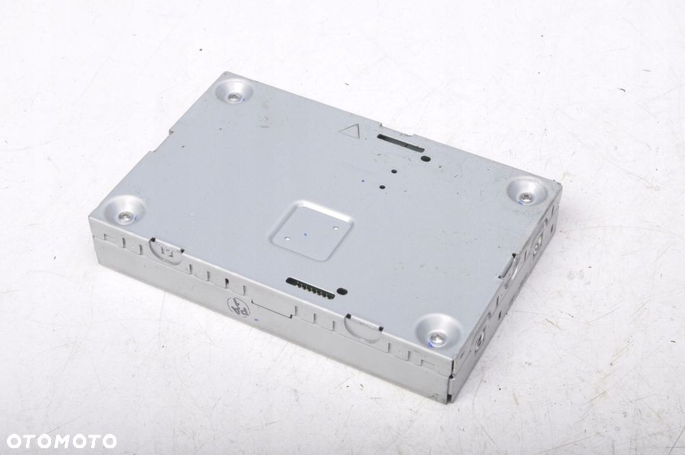 VOLVO V40 II WZMACNIACZ ANTENOWY 31407195 - 4