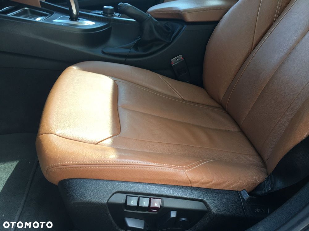 BMW Seria 3 328i Luxury Line - 6