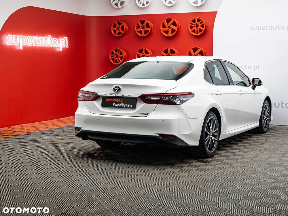 Toyota Camry 2.5 Hybrid Executive CVT - 7