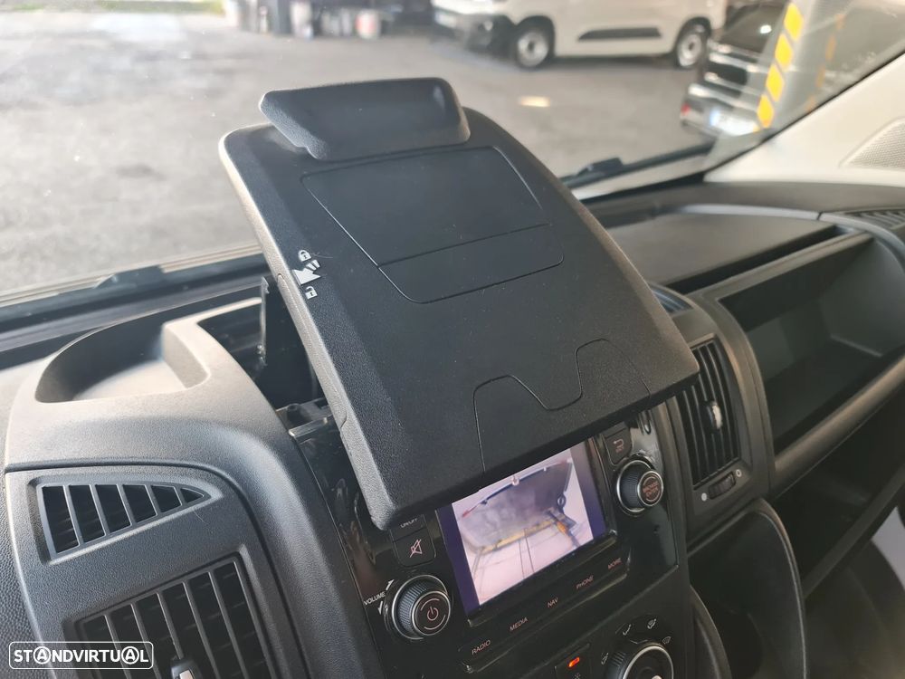 Citroën JUMPER 2.2 HDI 120CV L1H1 * Câmera/ Ac / Gps / IVA dedutível - 25
