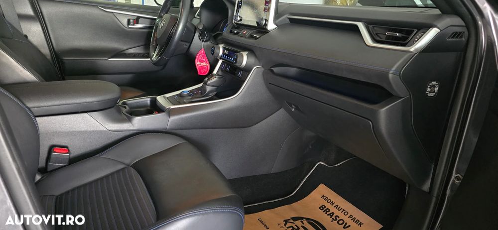 Toyota RAV4 2.5 4x4 Lounge - 11