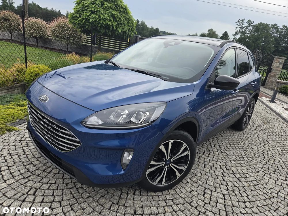 Ford Kuga 2.0 EcoBoost 4x4 Titanium - 39