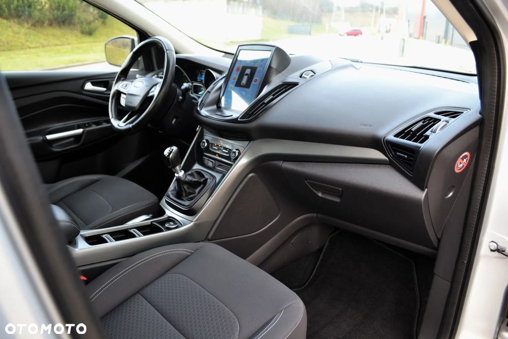 Ford Kuga 2.0 TDCi 4x4 Trend - 10