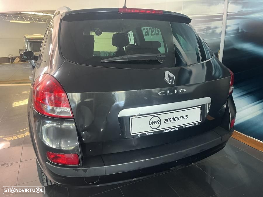 Renault Clio - 6