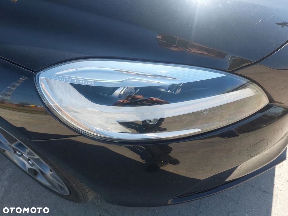 Volvo V40 D2 Drive-E SCR Momentum - 34