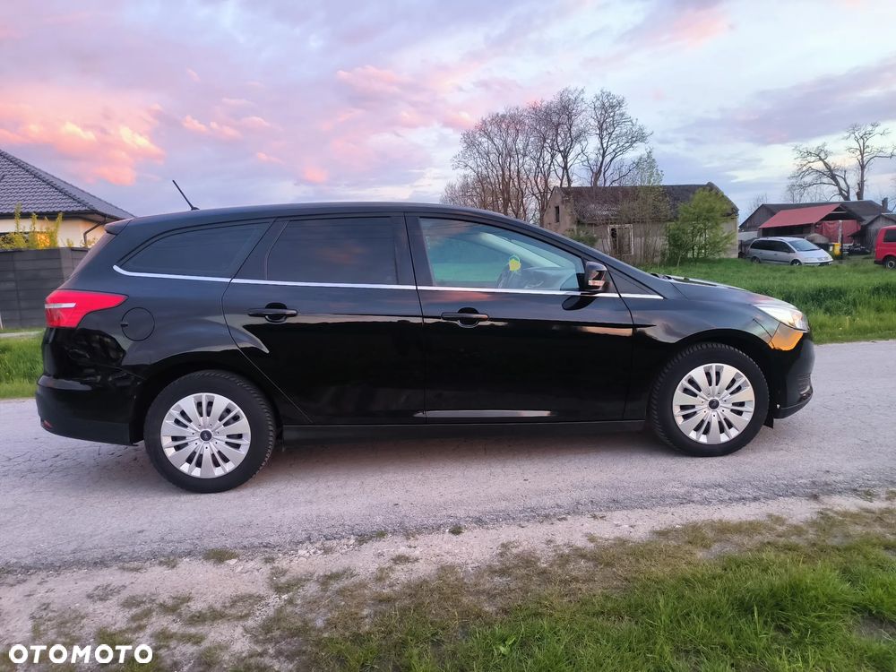 Ford Focus - 8