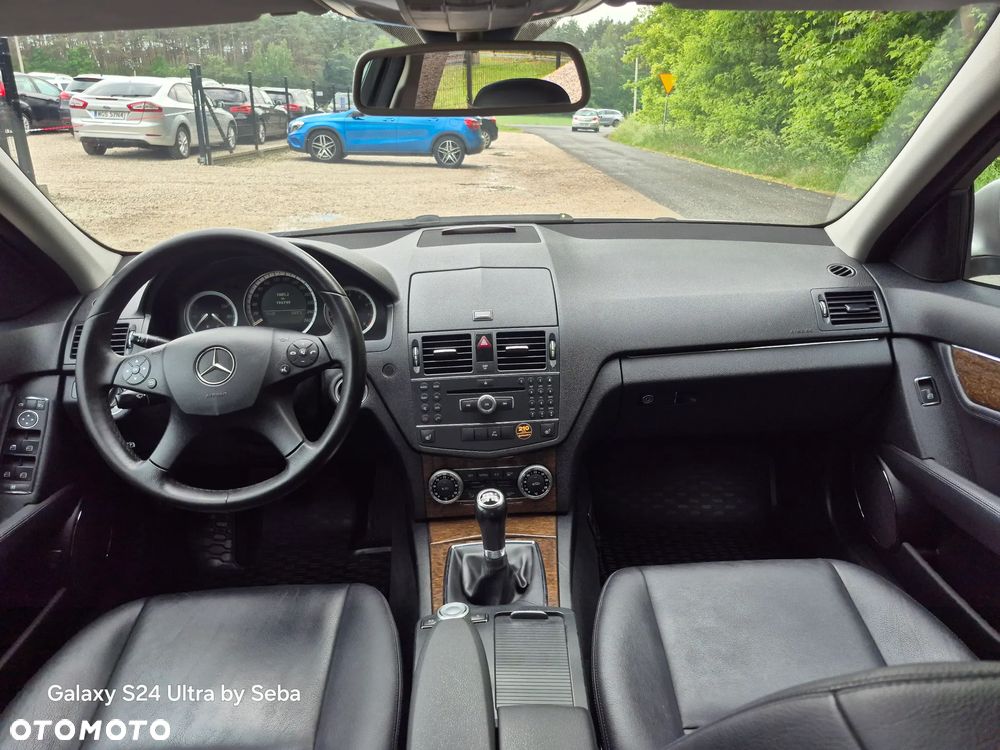 Mercedes-Benz Klasa C 280 Elegance Sport Edition - 16
