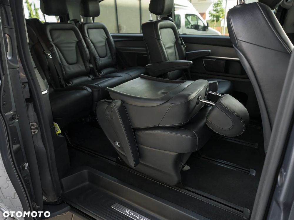 Mercedes-Benz Klasa V 250 (BlueTEC) d extralang 7G-TRONIC Avantgarde - 16