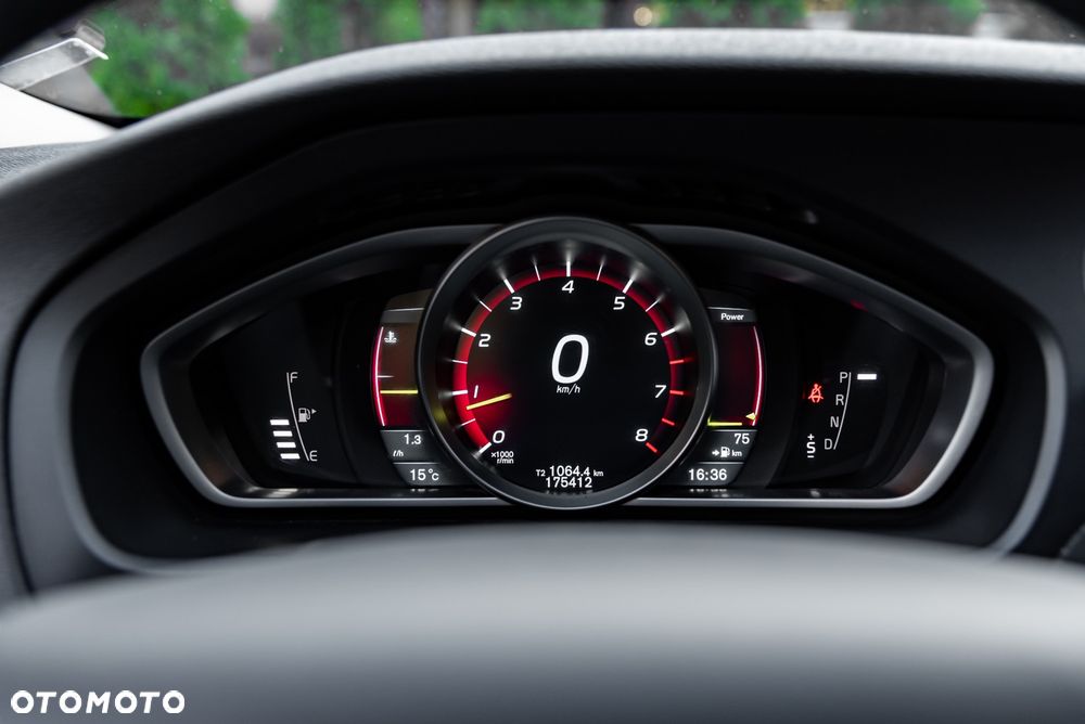 Volvo V40 Cross Country T4 AWD Geartronic - 29
