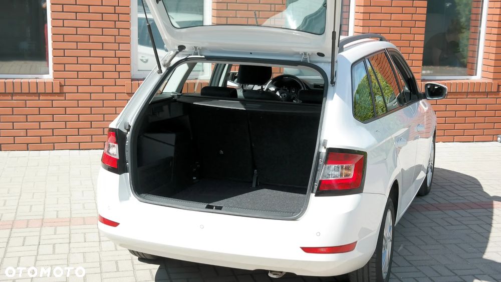 Skoda Fabia 1.0 TSI Ambition Plus DSG - 36