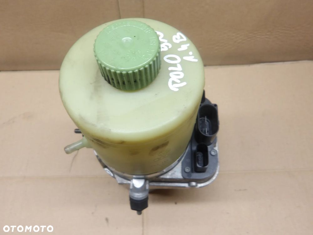 VW POLO IV 9N 3D 1.4B POMPA WSPOMAGANIA 6Q0423156AB - 3