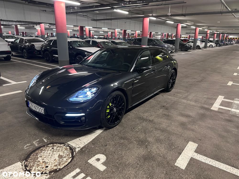 Porsche Panamera - 3