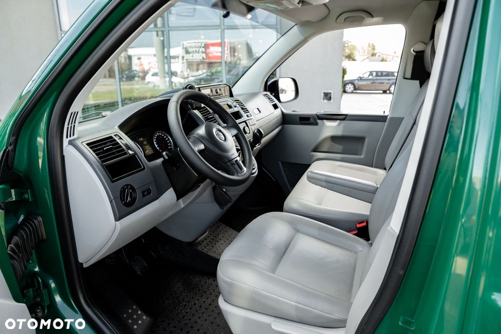 Volkswagen Transporter - 17