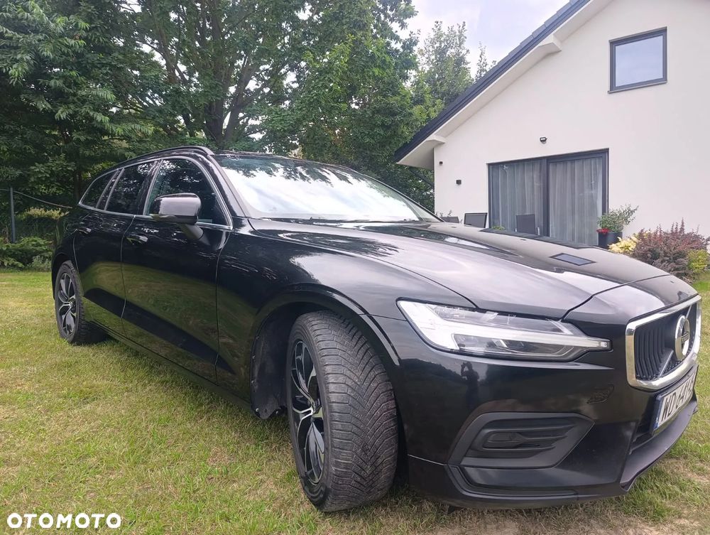 Volvo V60 D4 Momentum Pro - 1