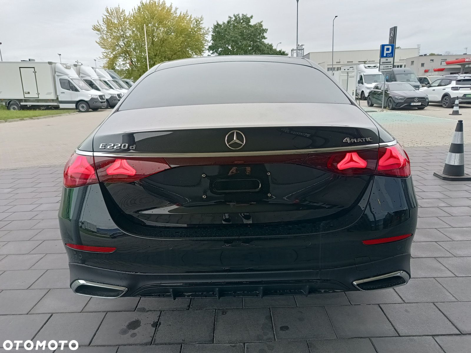 Mercedes-Benz Klasa E - 10