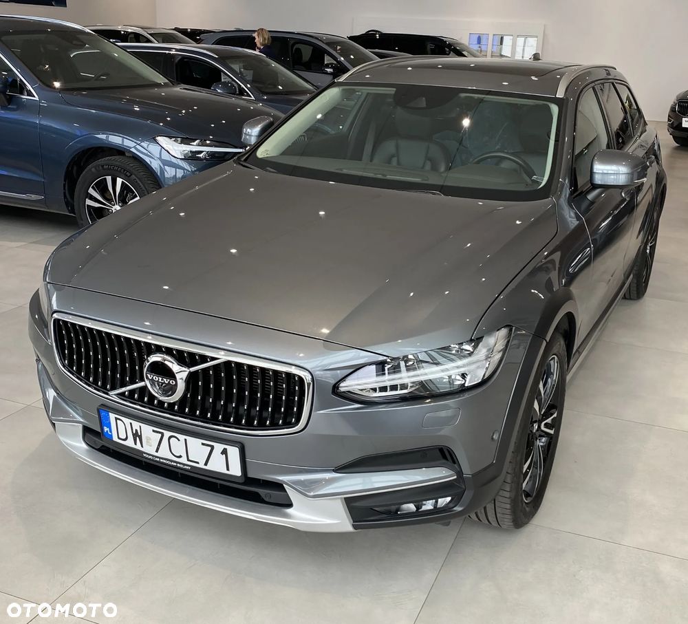 Volvo V90 - 1