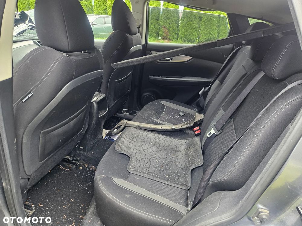 Nissan Qashqai 1.5 dCi N-WAY - 8