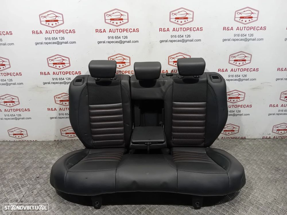 Conjunto de Bancos Alfa Romeo Giulietta em Pele com Costura Vermelha Original - 4