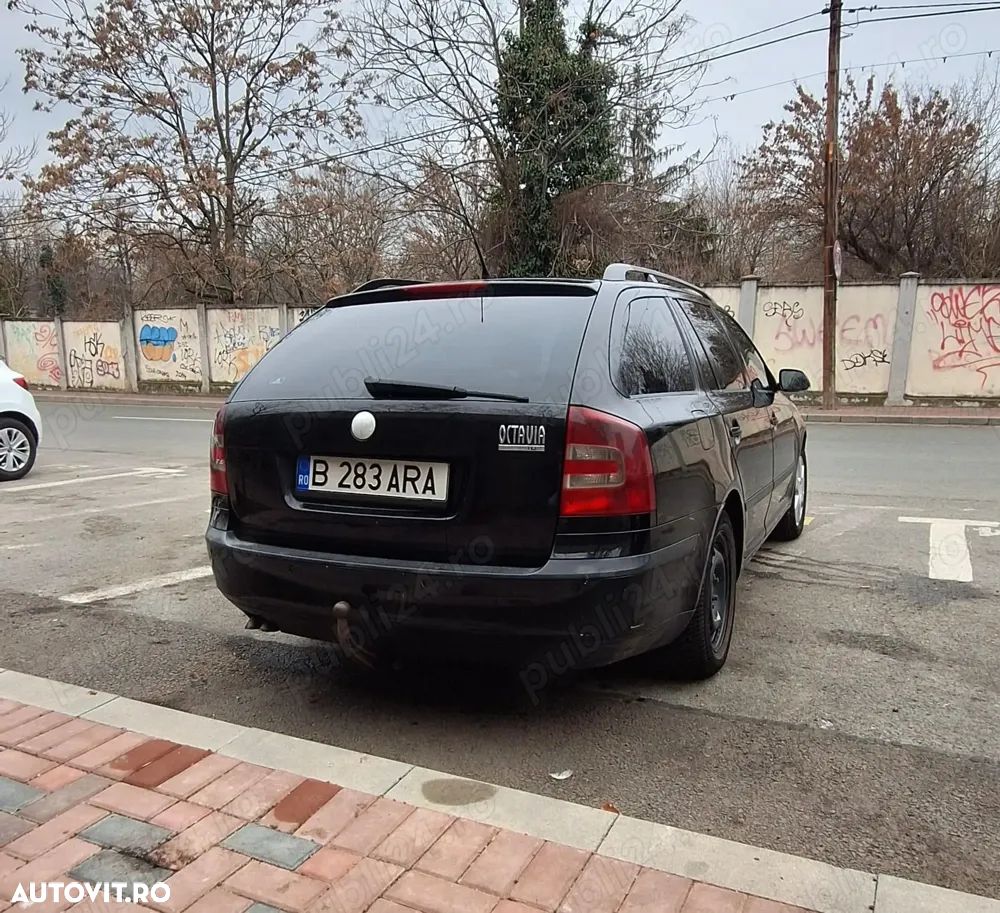 Skoda Octavia Combi 2.0 TDI Elegance - 3
