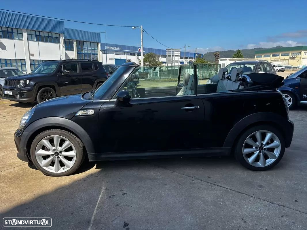 MINI Cabrio Cooper D - 2
