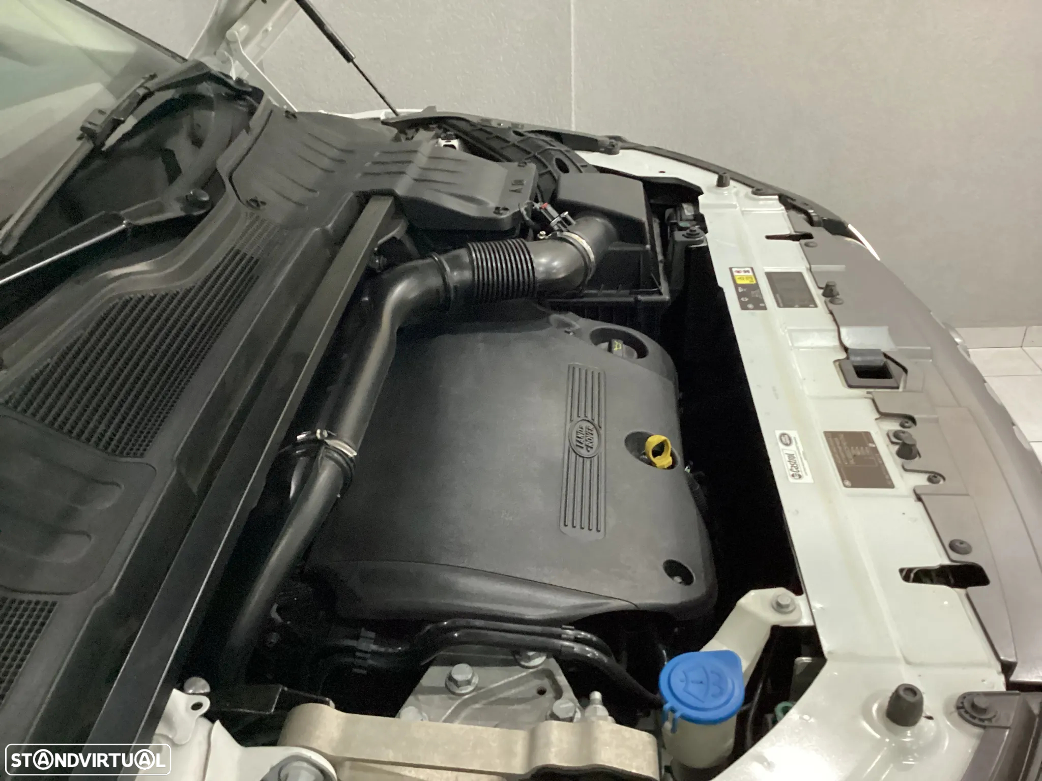 Land Rover Range Rover Evoque 2.2 eD4 Dynamic - 30