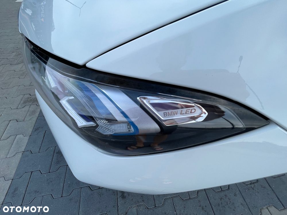 BMW Seria 3 318d mHEV M Sport - 31