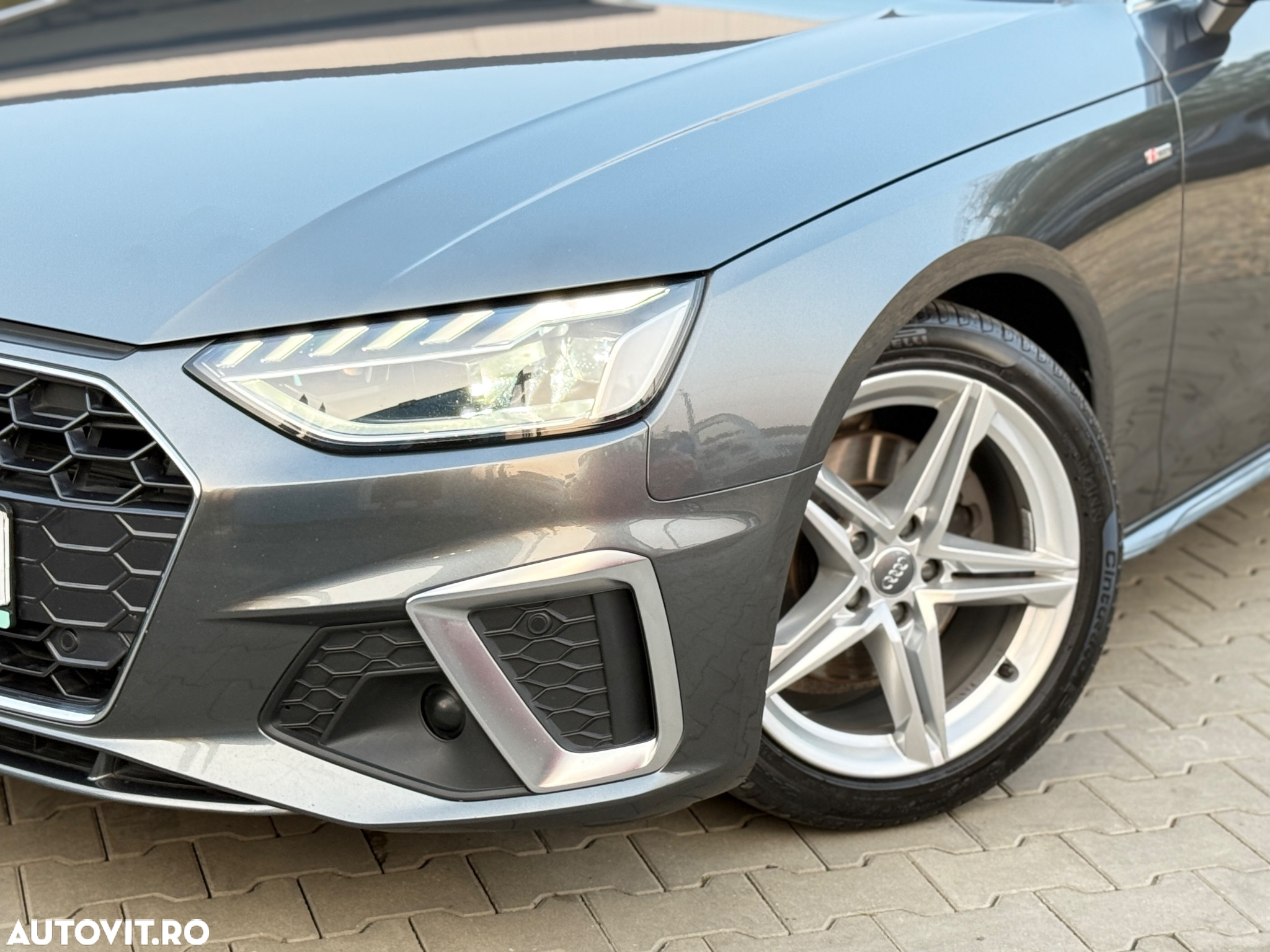 Audi A4 Avant 35 TDI S tronic S line - 23