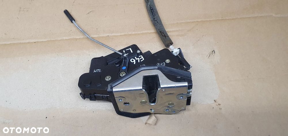 Zamek lewy tył tylny BMW 3 E46 8196033 - 3