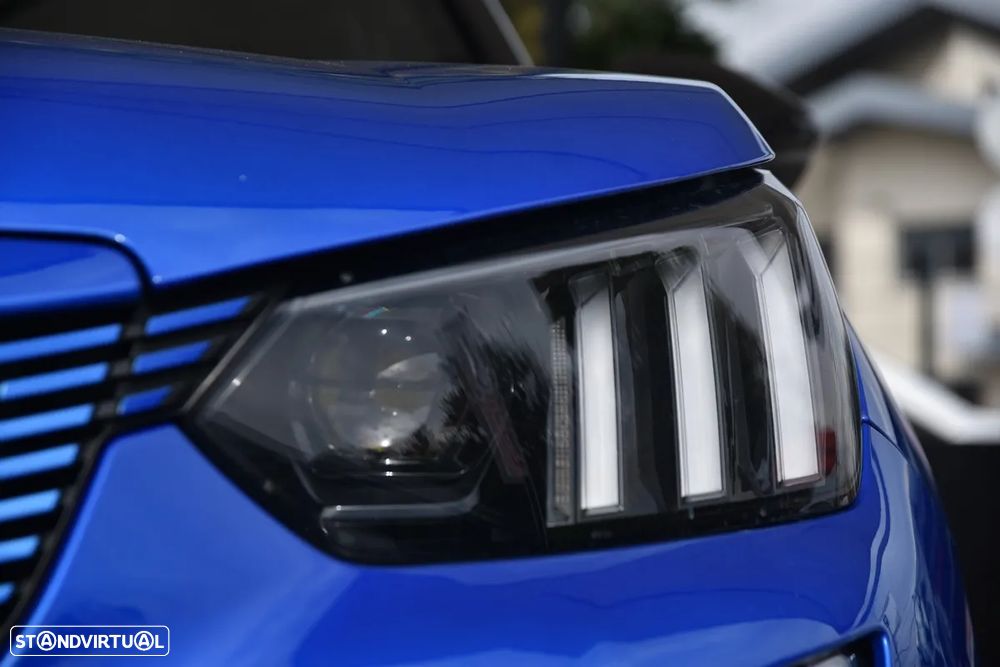 Peugeot e-2008 50 kWh GT Line - 4