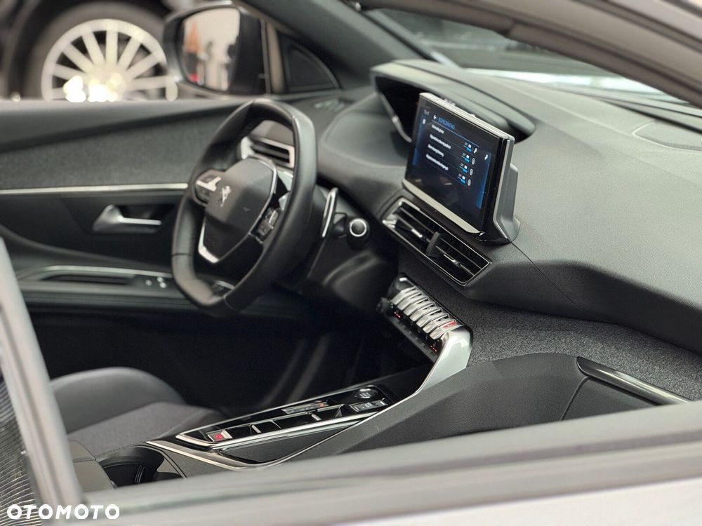 Peugeot 3008 1.2 PureTech Allure Pack S&S EAT8 - 38