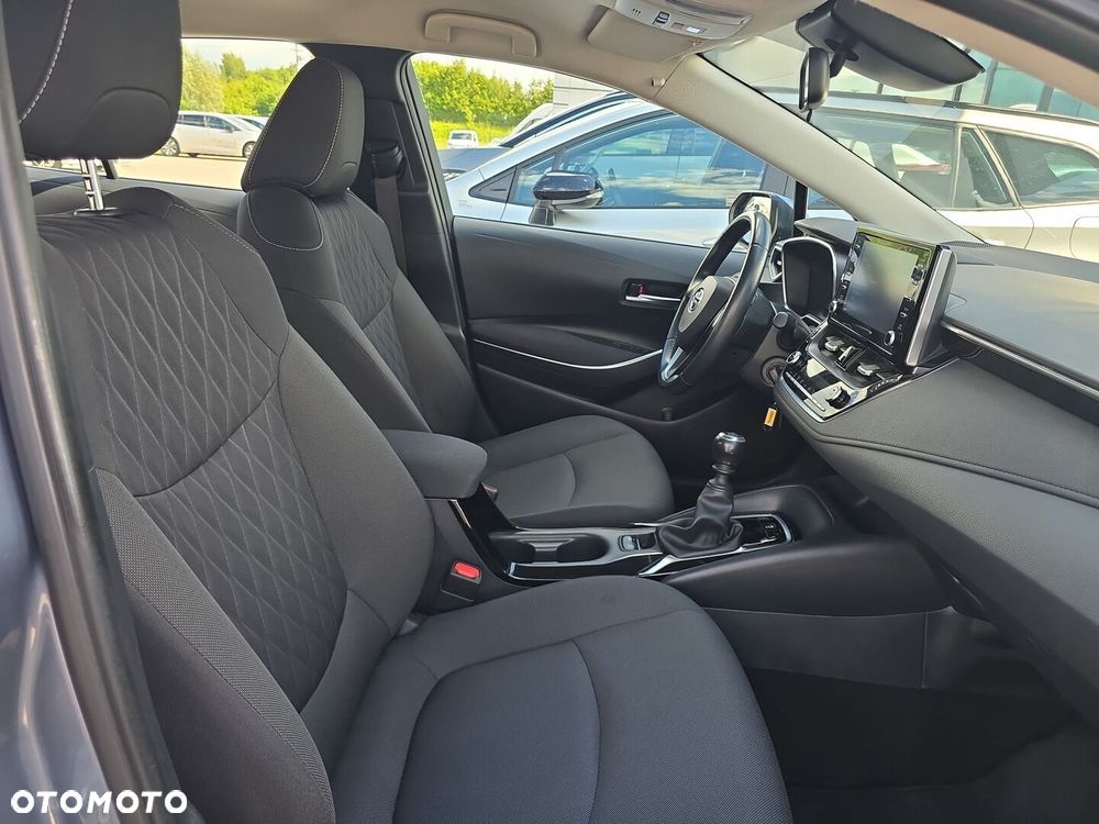 Toyota Corolla - 17