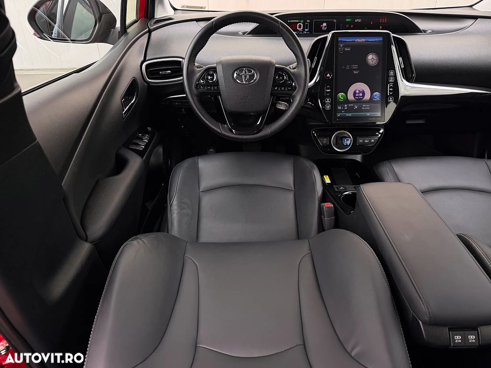 Toyota Prius Plug-in Hybrid Executive - 19