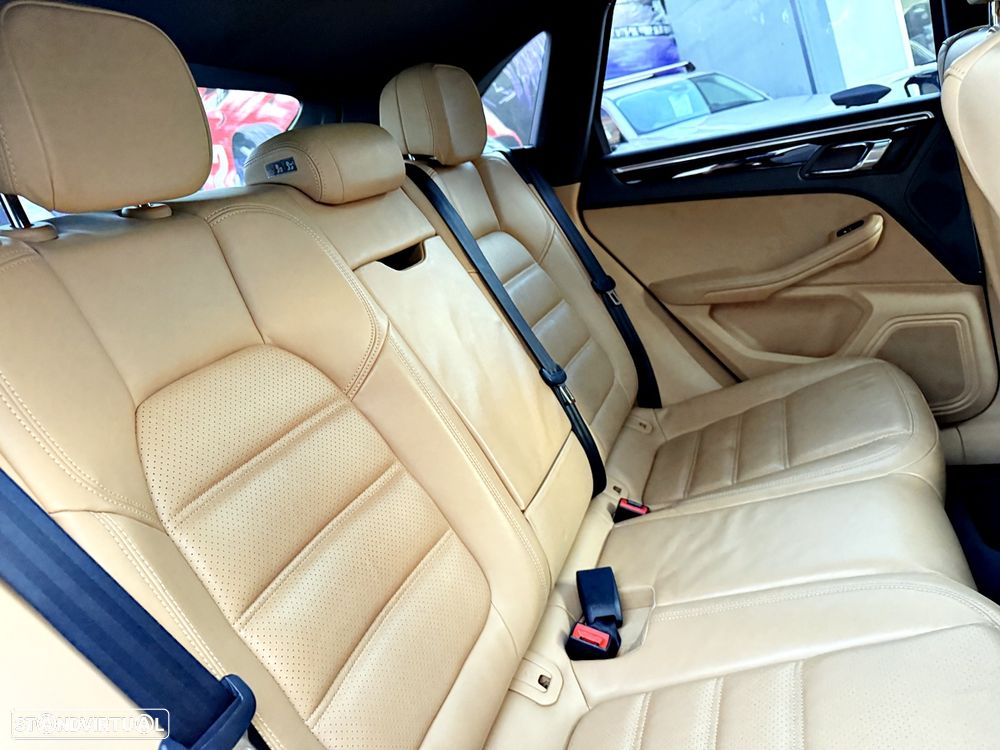 Porsche Macan S PDK - 32