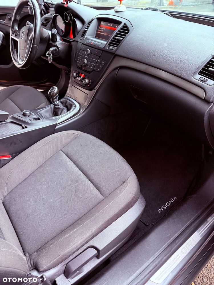 Opel Insignia 2.0 CDTI Sports Tourer - 21