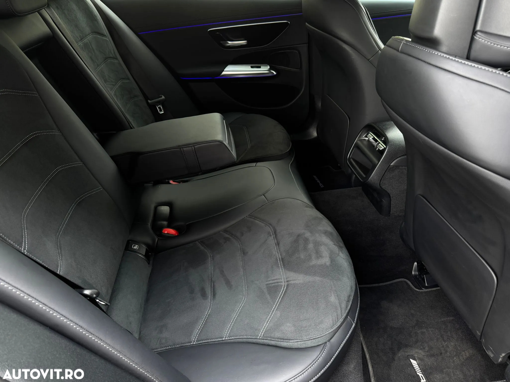 Mercedes-Benz E 200 9G-TRONIC Edition AMG Line - 11