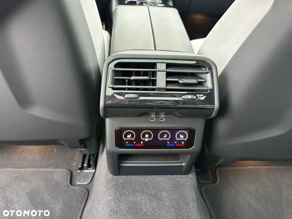 BMW M5 PHEV - 23