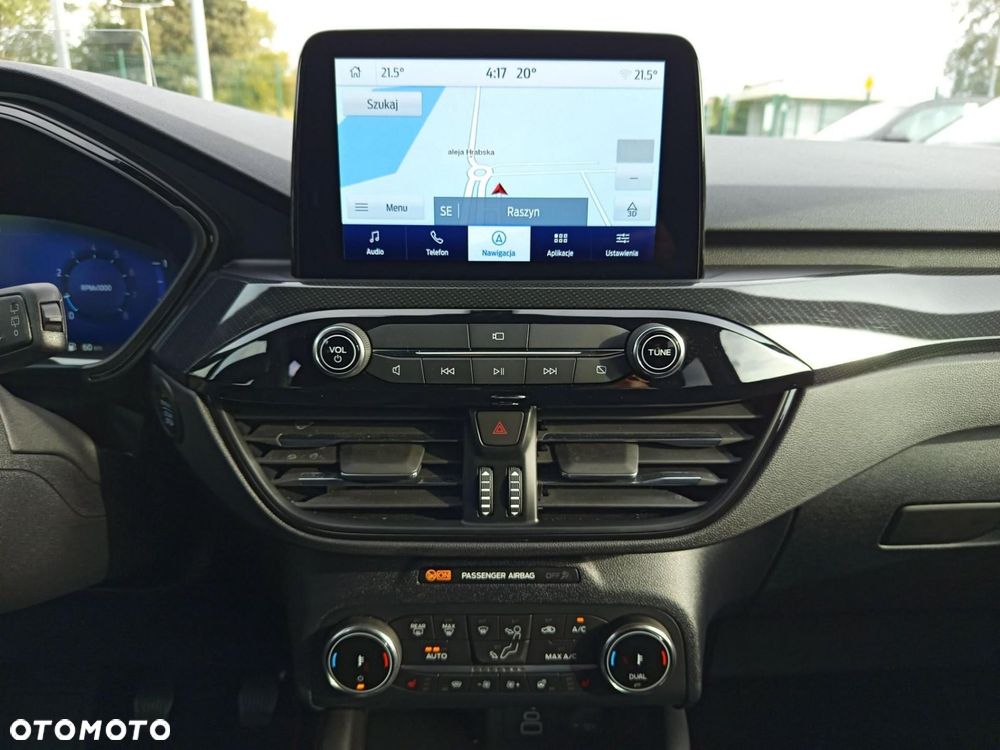 Ford Kuga - 17