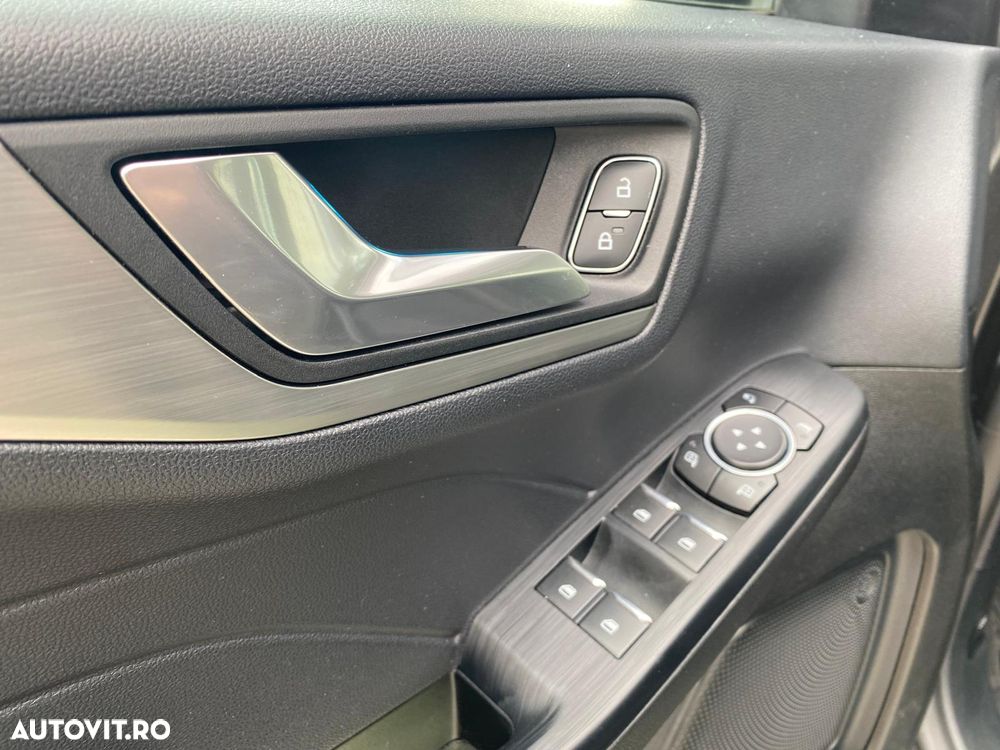 Ford Kuga 2.5 Duratec FHEV AWD Titanium - 9