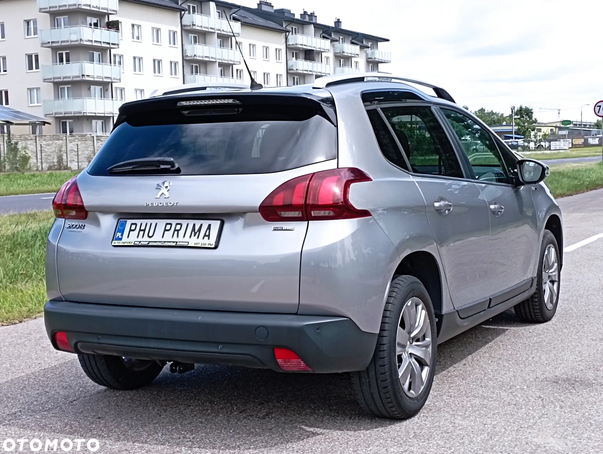 Peugeot 2008 - 4