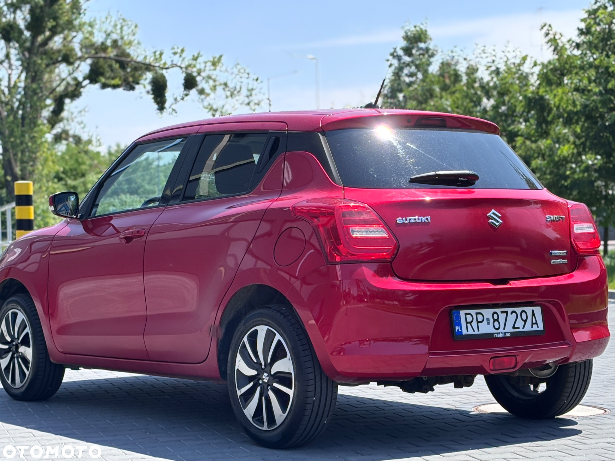 Suzuki Swift 1.2 Premium - 8