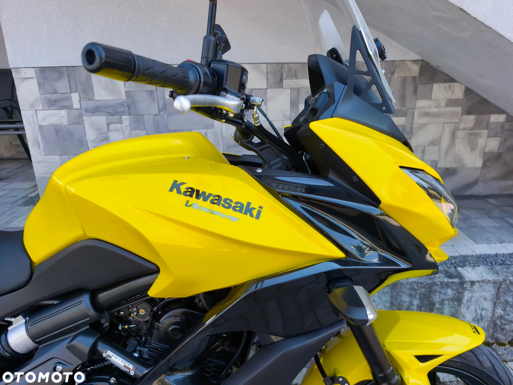 Kawasaki Versys 650 - 24