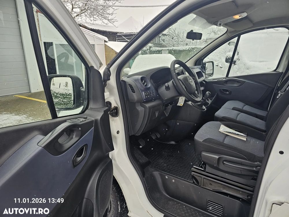 Opel Vivaro - 7
