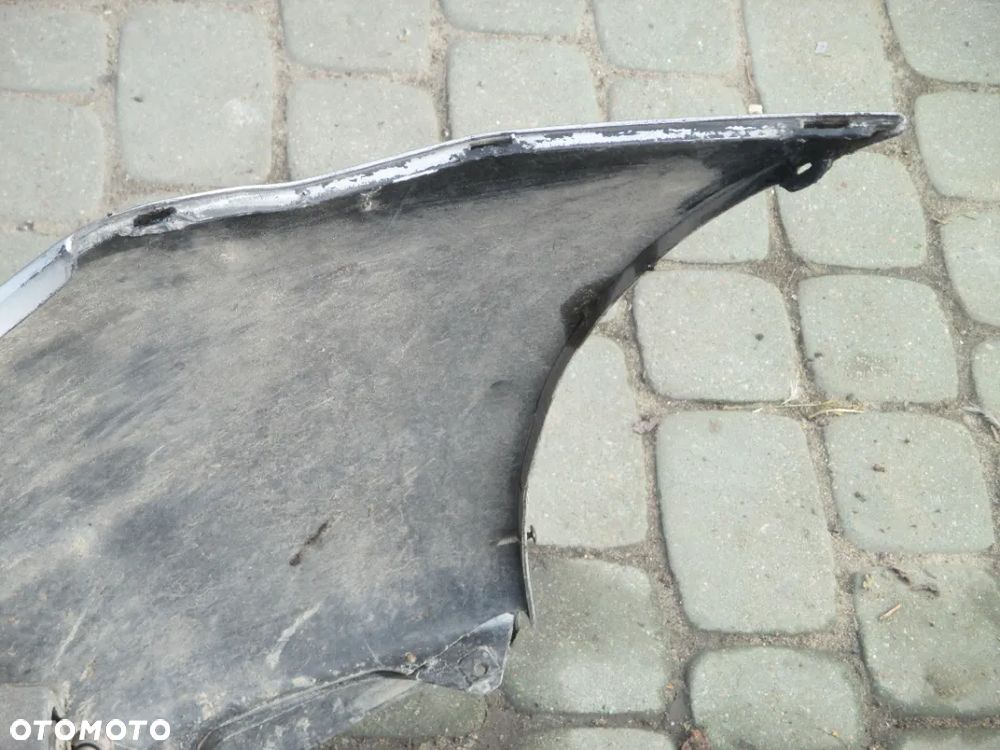 Zderzak TOYOTA COROLLA VERSO + HALOGEN, GRILL 1D9 - 9