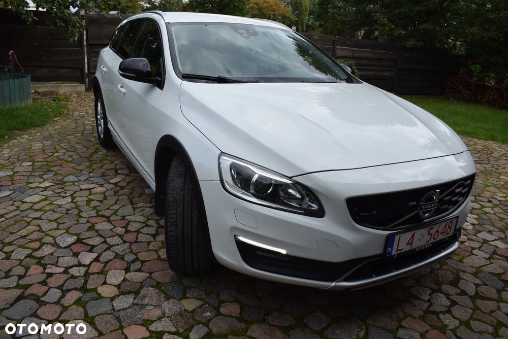 Volvo V60 Cross Country - 20