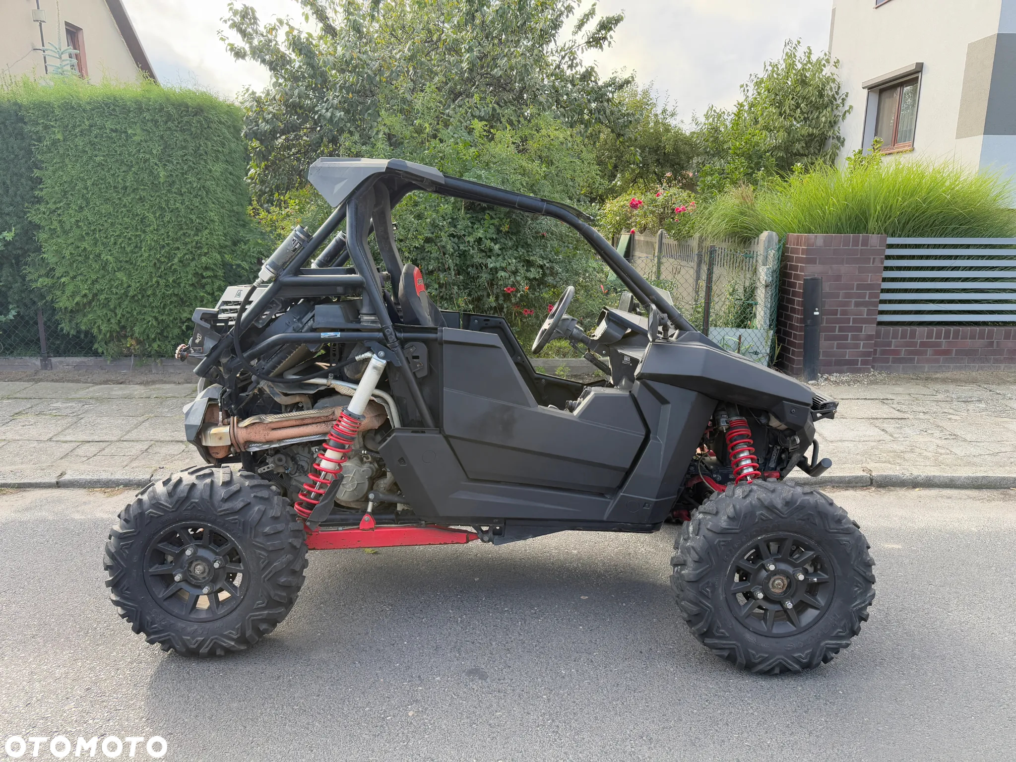 Polaris RZR