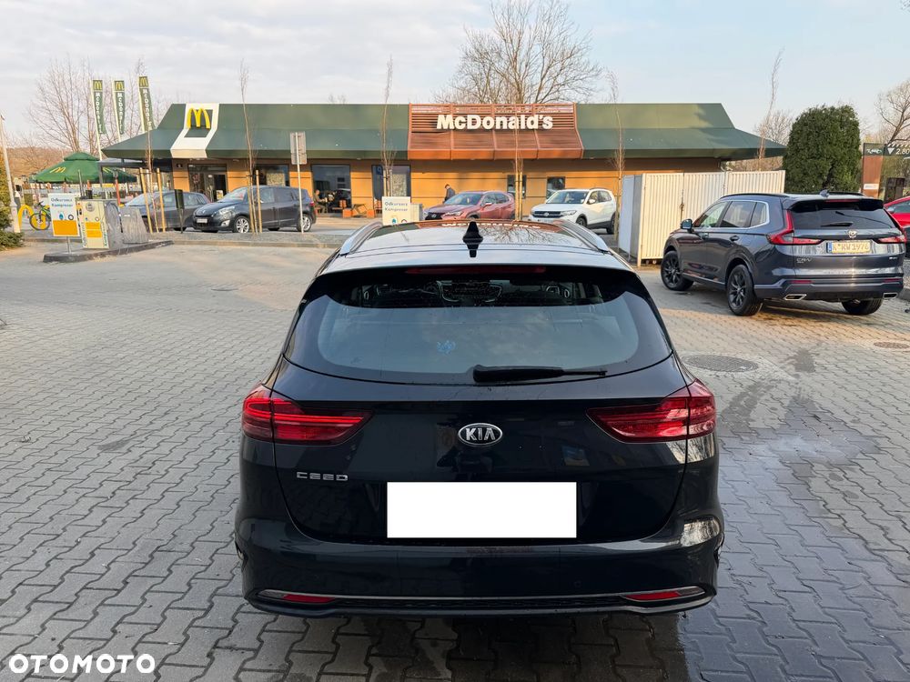 Kia Ceed 1.4 T-GDI L - 4